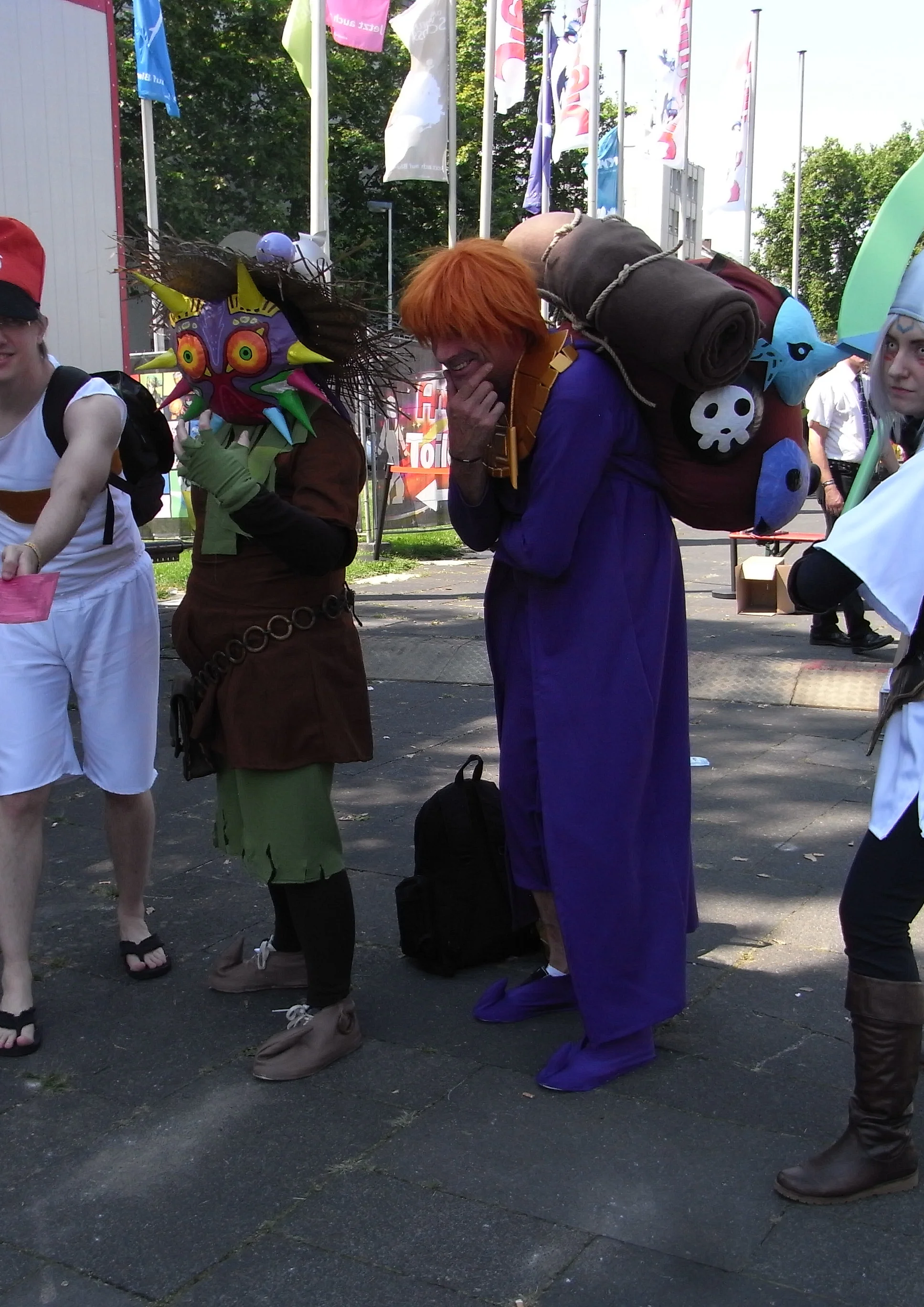 Cosplay-Cover: Postbote