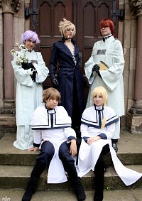 Cosplay-Cover: Teito Klein [Priest Candidate]