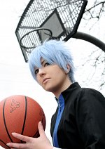 Cosplay-Cover: Kuroko Tetsuya - Seirin Schuluniform