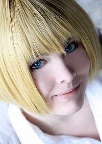 Cosplay-Cover: Armin Arlert [Trainee Camp]