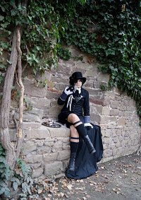 Cosplay-Cover: Ciel Phantomhive Royal Black