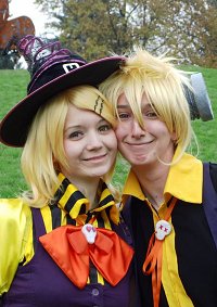 Cosplay-Cover: Len (Halloween)