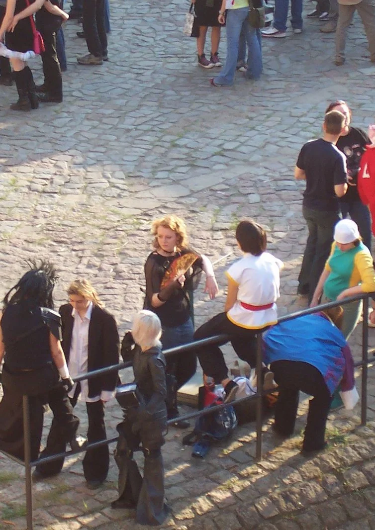 Cosplay-Cover: in Zivil auf dem Japan Festival Berlin 05