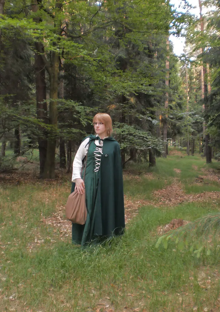 Cosplay-Cover: Mittelalterkleid