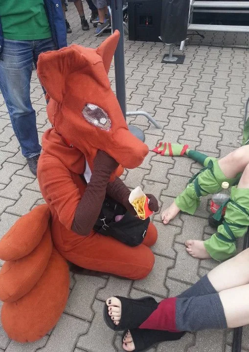 Cosplay-Cover: Vulpix (Furry)