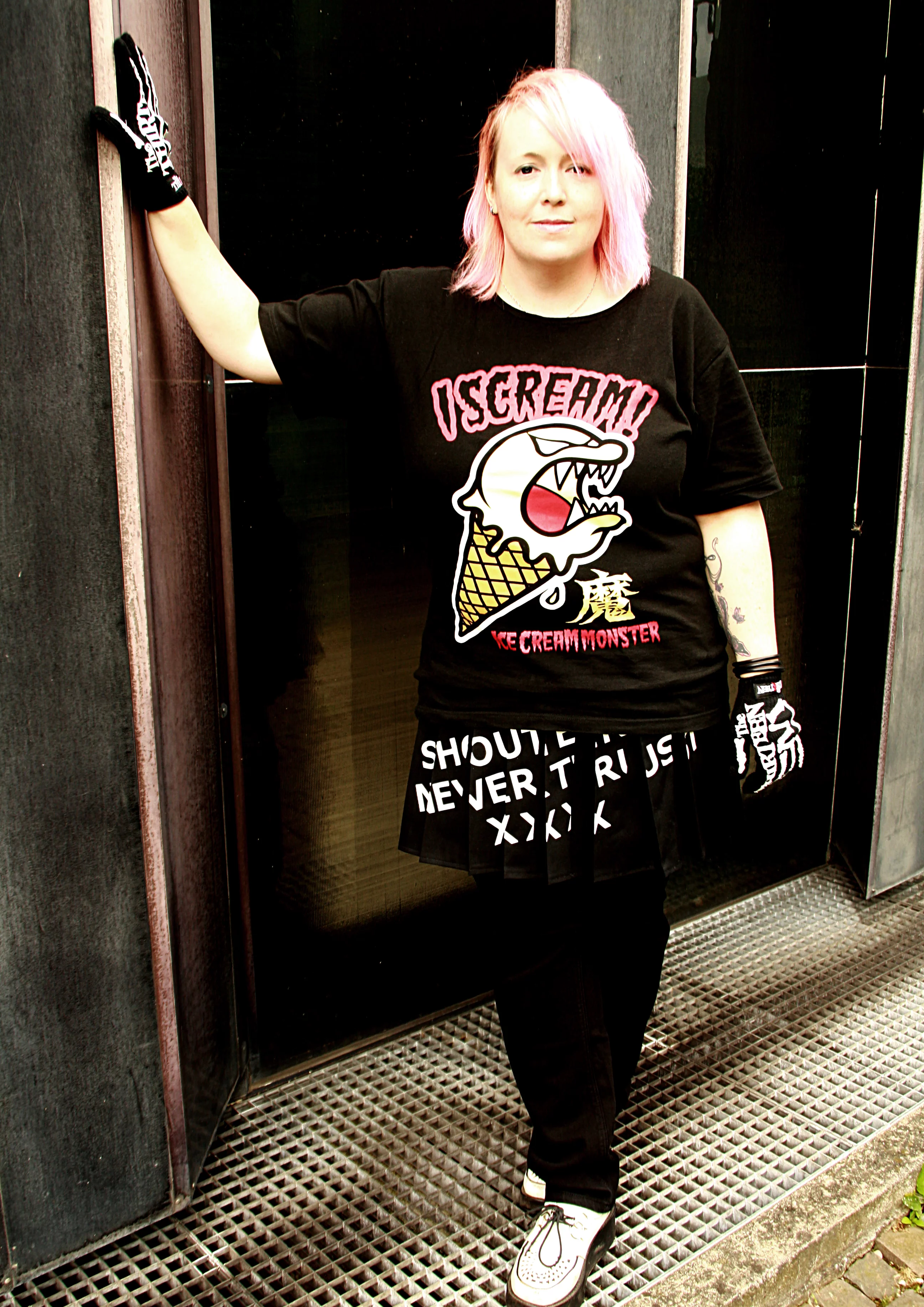 Cosplay-Cover: Mao [Screamin the Madman - Live]