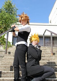 Cosplay-Cover: Sora Bond 007