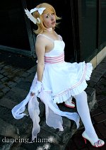 Cosplay-Cover: Kagamine Rin (white Magnet)