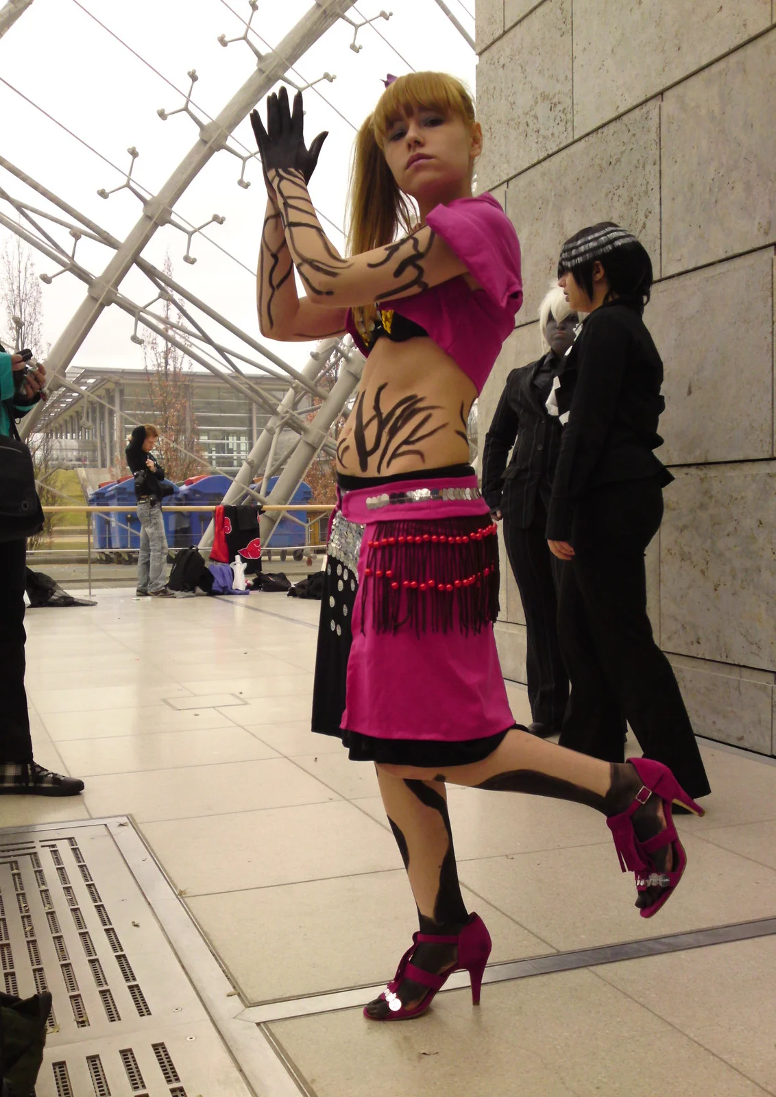 Cosplay-Cover: Ritualist Seitung Rüstung Pink
