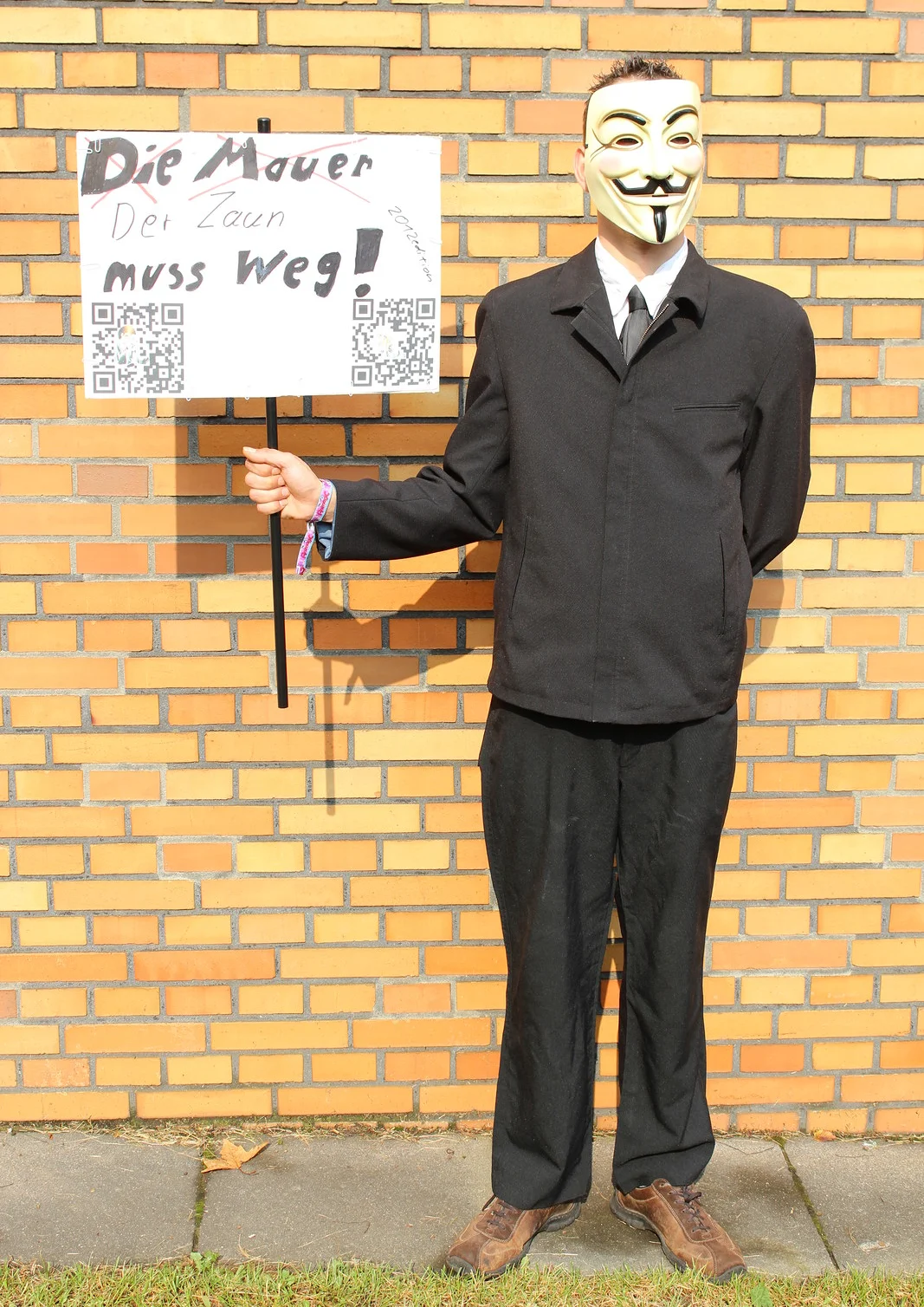 Cosplay-Cover: Anonymous - OpZaun 2012