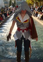 Cosplay-Cover: Ezio (weiblich)