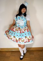 Cosplay-Cover: Blue Cherry (Country) Lolita