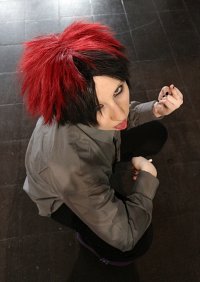 Cosplay-Cover: Pete [Red Goth]