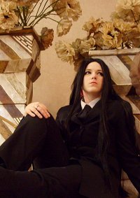 Cosplay-Cover: Illumi Zoldick (Business)