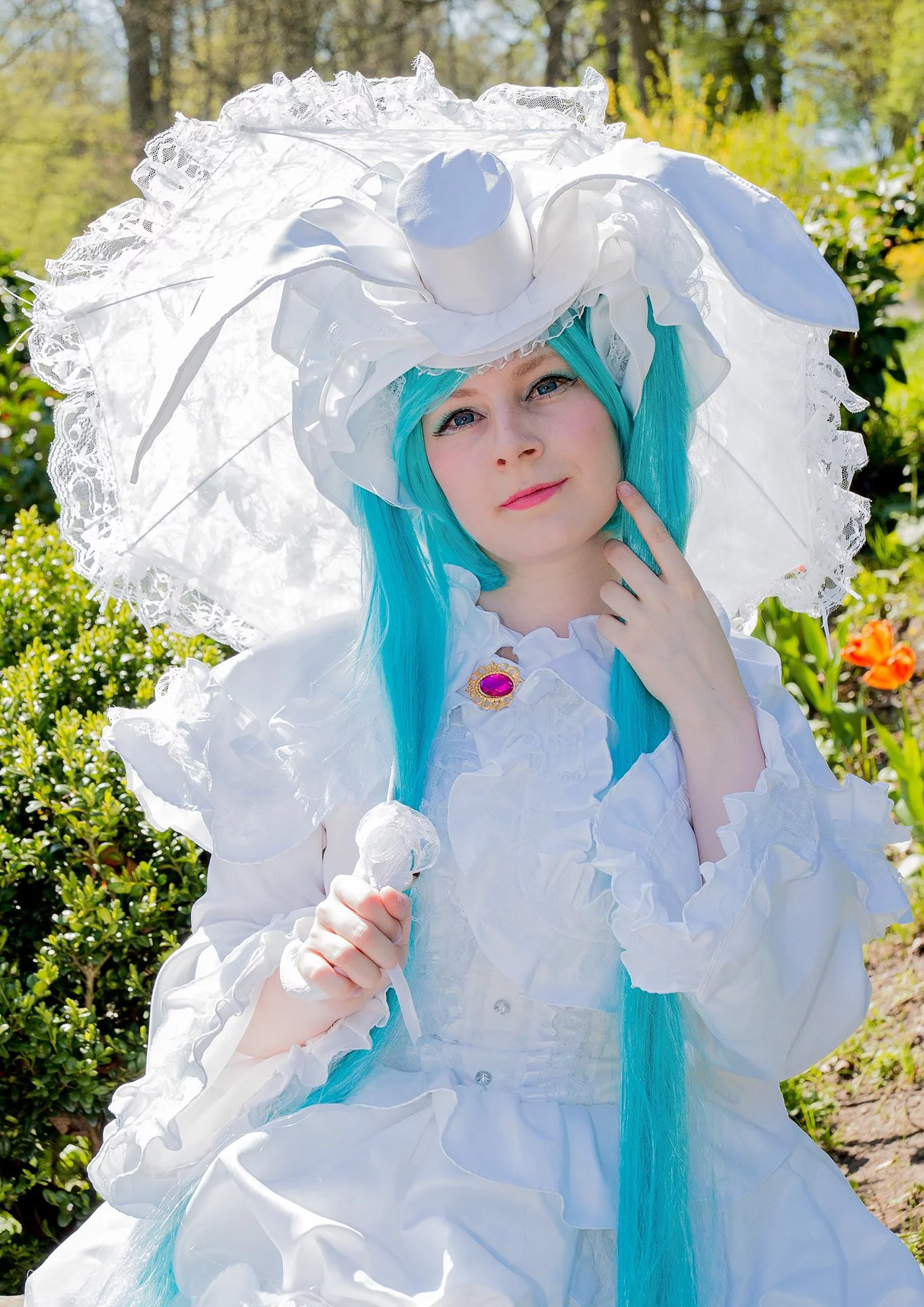 Cosplay-Cover: Miku Hatsune [White Rabbit]