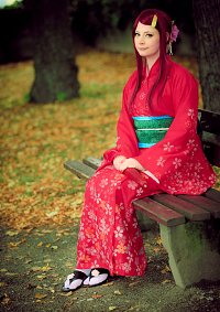 Cosplay-Cover: Kushina Uzumaki [Blumen Kimono]