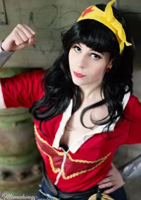 Cosplay-Cover: Diana (Wonder Woman) • Bombshell