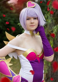 Cosplay-Cover: Quinn [Heartseeker]