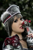 Cosplay-Cover: Red Queen of Hearts in Wonderland Psychiatry