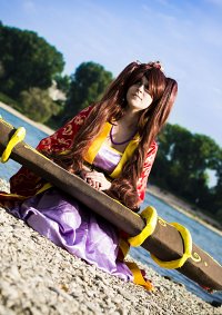 Cosplay-Cover: Sona - the Maven of the Strings [Guqin]