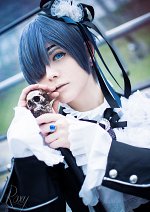 Cosplay-Cover: Ciel Phantomhive [Inner-Cover-DVD-Box-I]