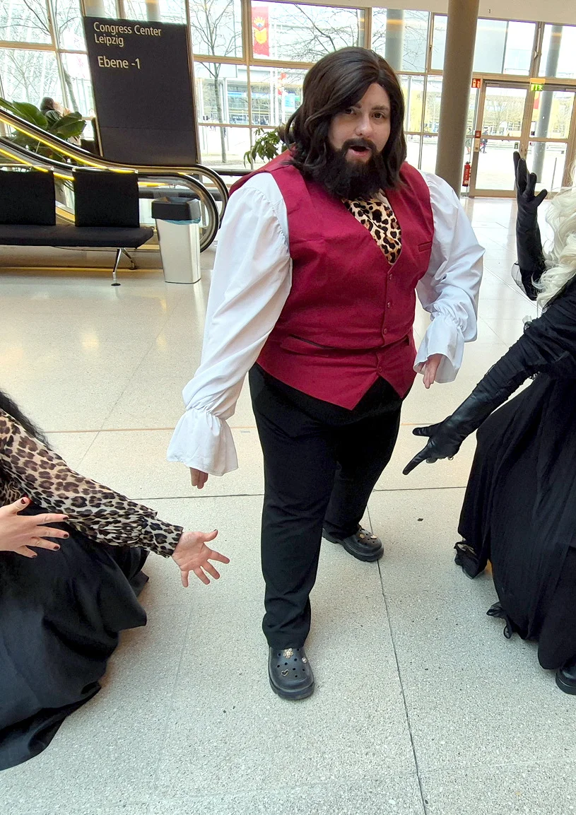 Cosplay-Cover: Die Botin-What we do in the Shadows