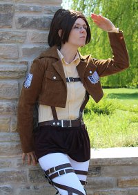 Cosplay-Cover: Hanji Zoe [Uniform]