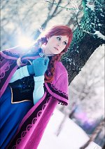 Cosplay-Cover: Anna (Oaken dress)