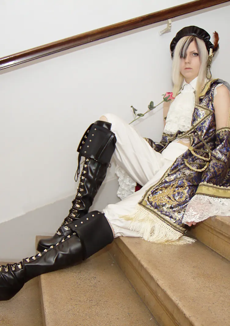 Cosplay-Cover: Teru [The Revenant Choir PV]