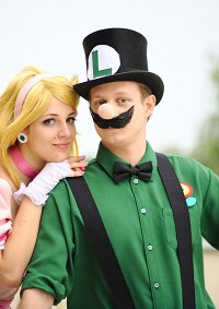 Cosplay-Cover: Prinzessin Peach [Vintage Super Mario Bros]