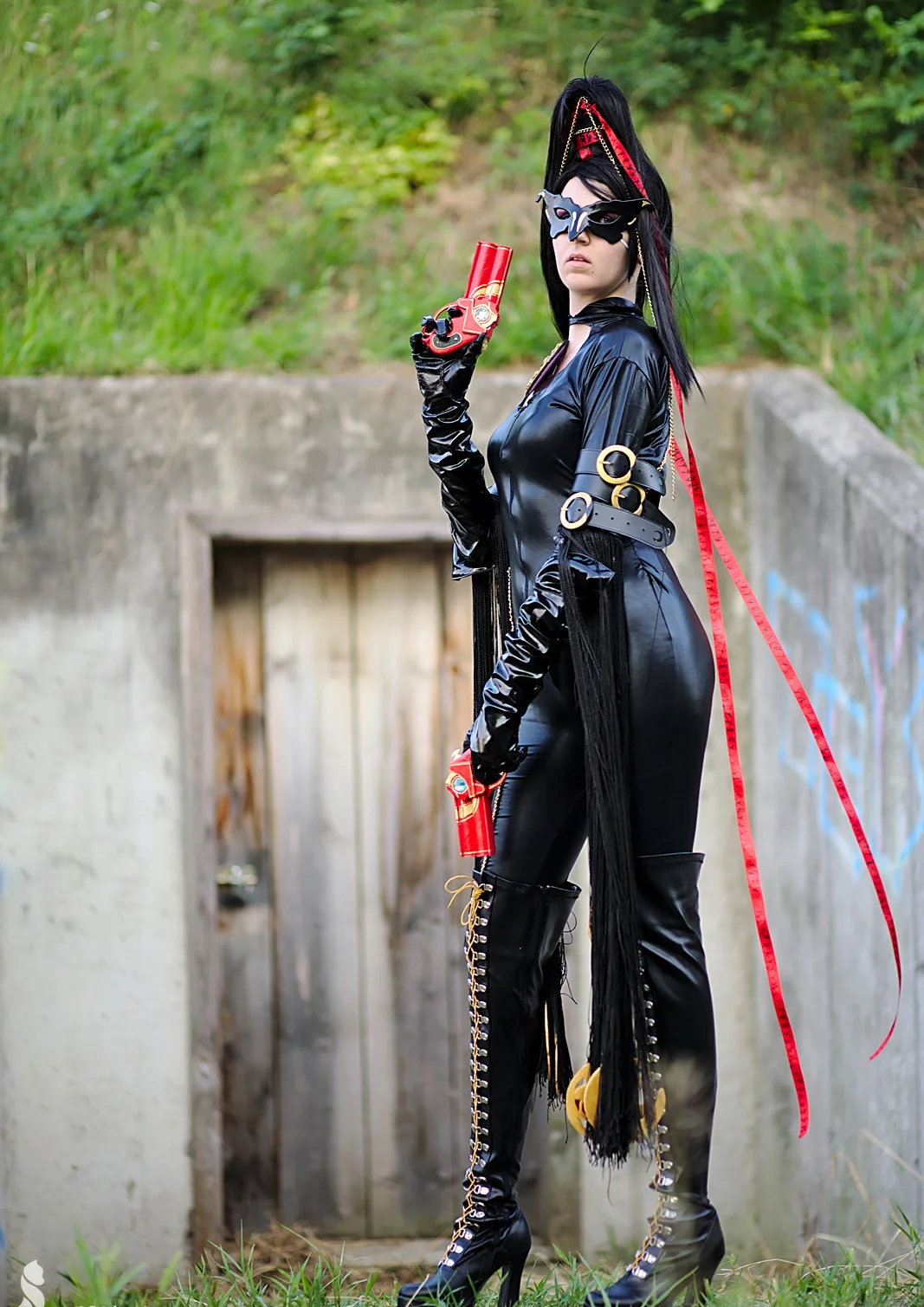 Cosplay-Cover: Bayonetta [Umbran Elegance Nr.1#]