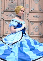 Cosplay-Cover: Cinderella (Historische Version)