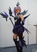 Cosplay-Cover: Dark Elementalist Lux