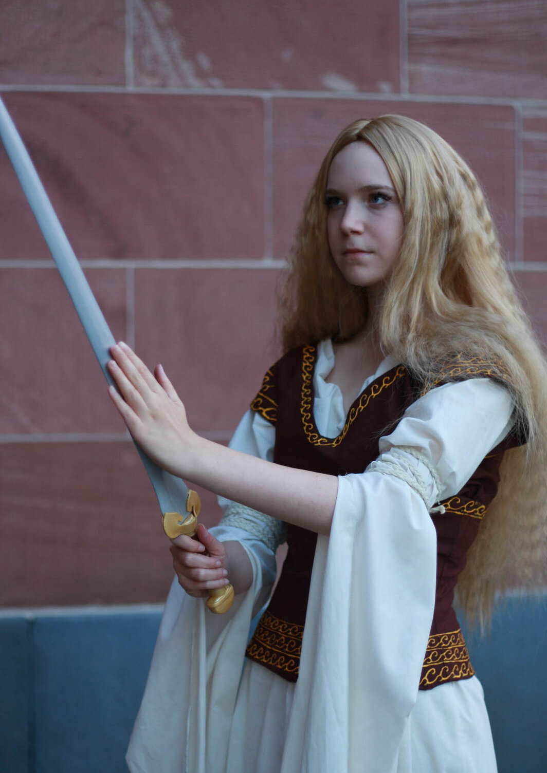 Cosplay-Cover: Eowyn (Schildmaid Rohans)