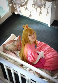 Cosplay-Cover: Prinzessin Peach