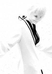 Cosplay-Cover: Ichimaru Gin (Hueco Mundo)