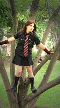 Cosplay-Cover: Gothic School Girl