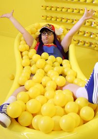 Cosplay-Cover: Arale Norimaki