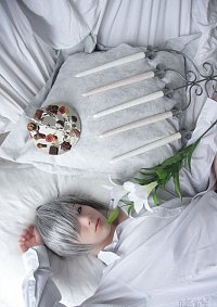 Cosplay-Cover: Ciel Phantomhive/ Nightgrown