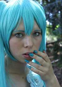 Cosplay-Cover: Miku [Alice in Dreamland]