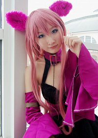 Cosplay-Cover: Luka the Cheshire Cat [Alice in Musicland]