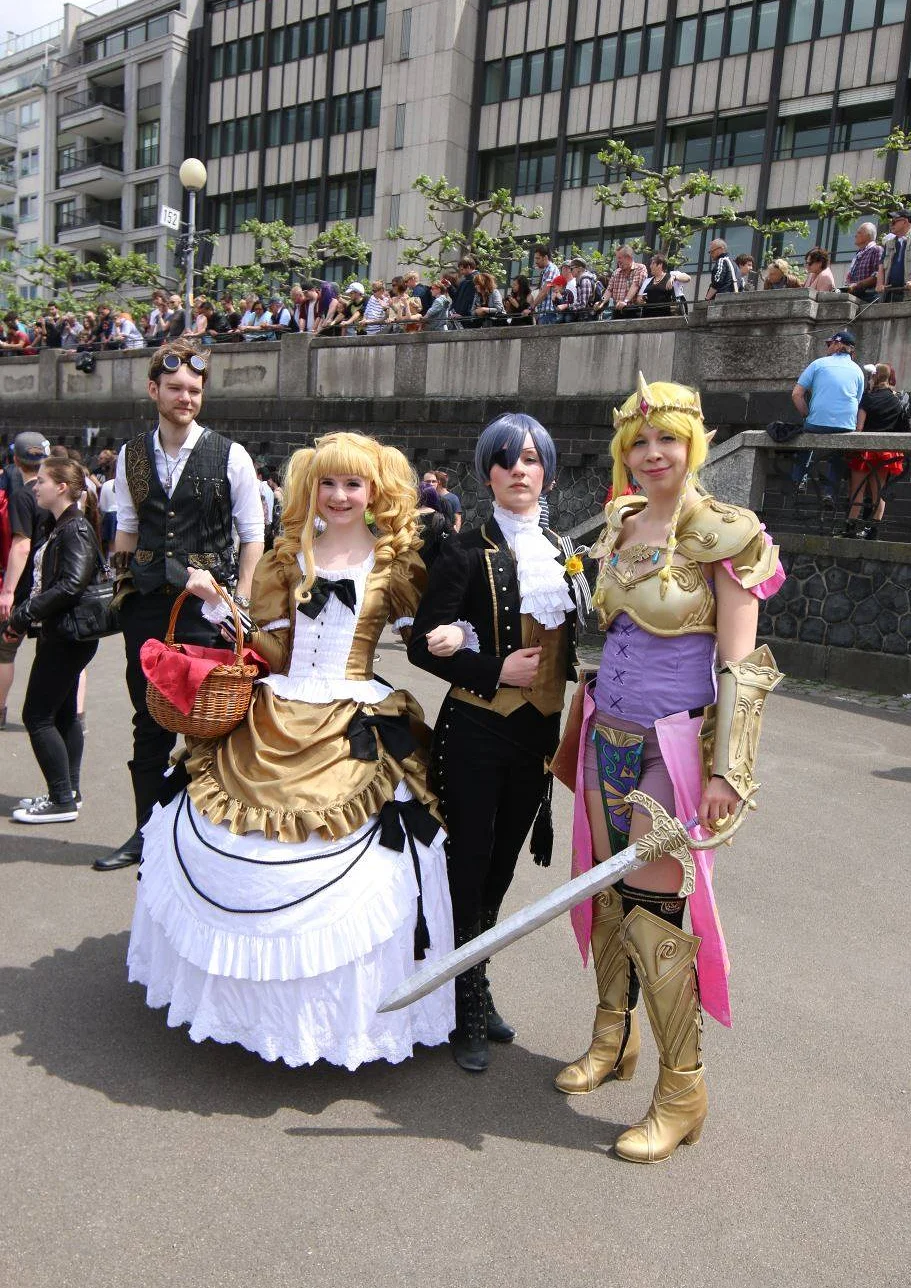 Cosplay-Cover: Ciel Phantomhive (Oster-Version)