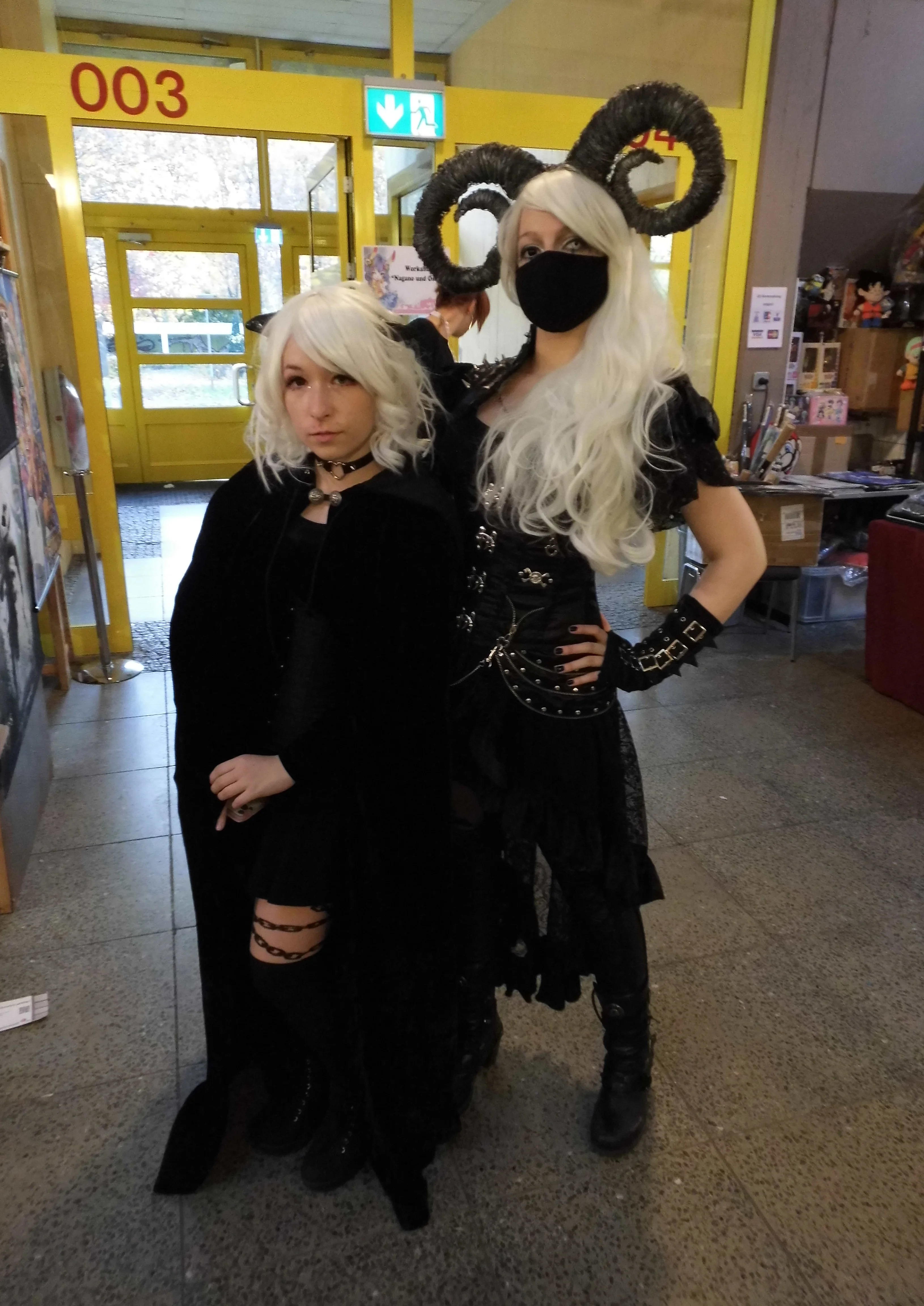 Cosplay-Cover: Demon