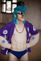 Cosplay-Cover: Franky [POW! Bühnenkostüm]