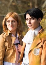 Cosplay-Cover: Petra Ral SnK