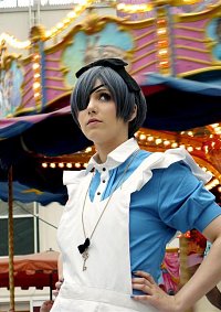 Cosplay-Cover: Ciel Phantomhive {Wonderland}