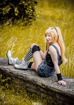 Cosplay-Cover: Marie Rose (Overall)