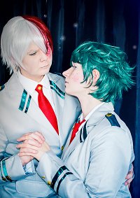 Cosplay-Cover: Todoroki shoto schuluniform