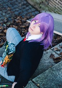 Cosplay-Cover: Atsushi Murasakibara (Schuluniform)