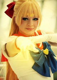 Cosplay-Cover: Super Sailor Venus